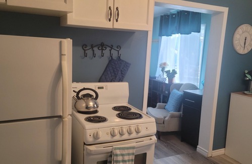 Winnipeg Beach Casa | Cozy beach cottage with fire pit and suitable for a family or romantic getaway!