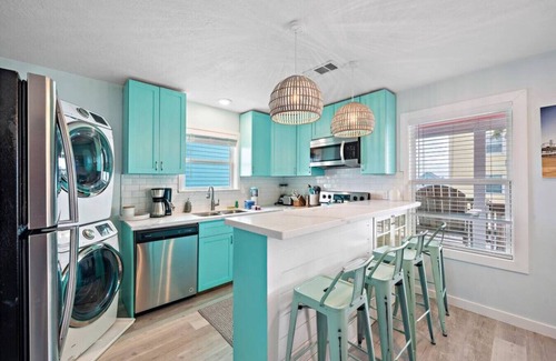 Galveston Cabaña | Beard - Blue Beard`s Cove