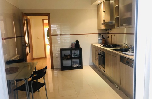 Praia de Santa Cruz Apartamento | Cozy beach flat