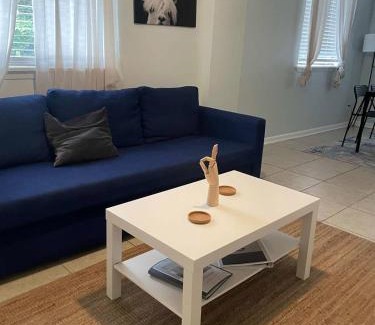 Jacksonville Beach Apartamento | Cozy Beach Hideaway - 1 block to the beach