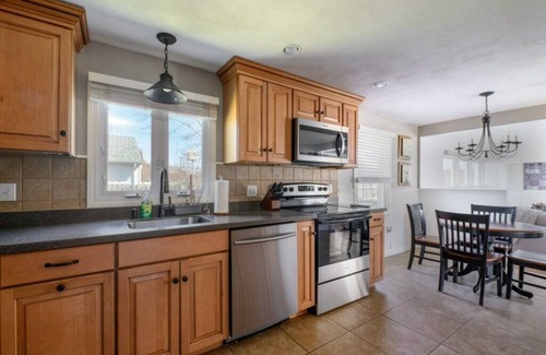 Morgan Point Casa | Cozy Beach House With Private Beach Access