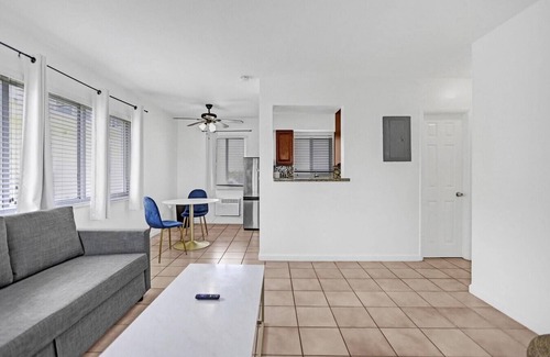 North Beach Apartamento | Cozy Beachfront Retreat Near Marina & Dining