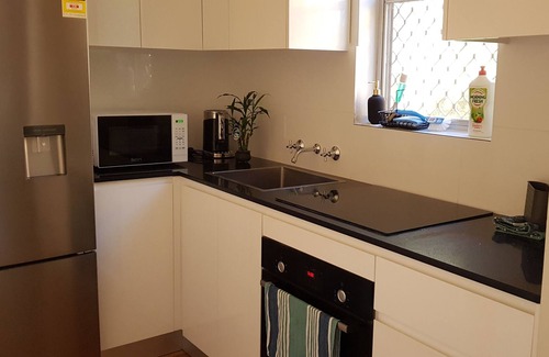Dee Why Apartamento | Cozy Beachside Apartment 5 Minutes Walk To Beach