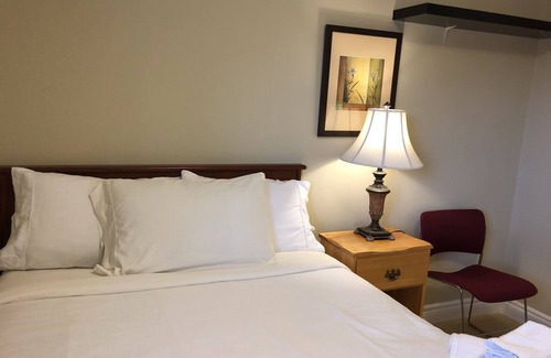 Vancouver South Casa | Cozy Bedrooms Guest House