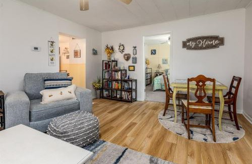 Mount Vernon Casa | Cozy Bee Hive- Cheerful Stay Near Town
