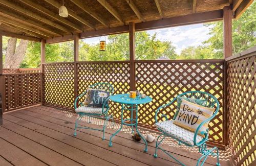 Mount Vernon Casa | Cozy Bee Hive- Cheerful Stay Near Town