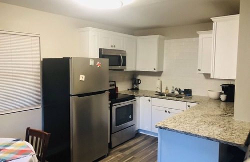 Newnan Casa | Acogedor Bungalow en Belk Road