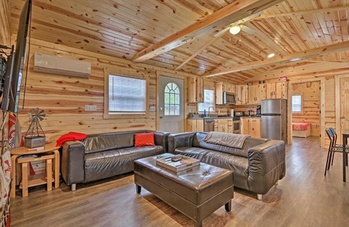 Bidwell Casa | Cozy Bidwell Cabin with Deck Trail and Creek Access!