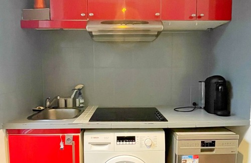 Plaisance Apartamento | Cozy Big Apartment With Private Yard In Central Paris