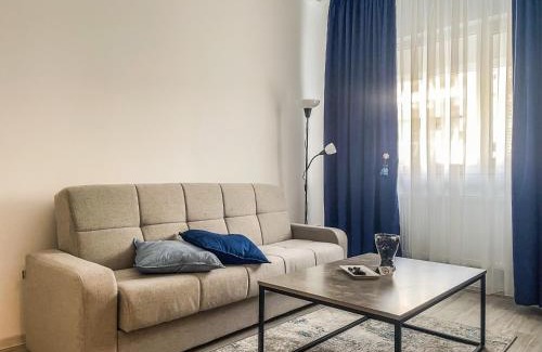 Chiajna Apartamento | Cozy Blue Apartment