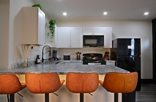 Dubuque Apartamento | Cozy Bluff St Escape - Downtown