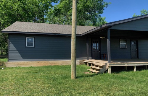 Tyler Casa | Cozy bran new 3 Bedroom 2 Bath Duplex Unit b