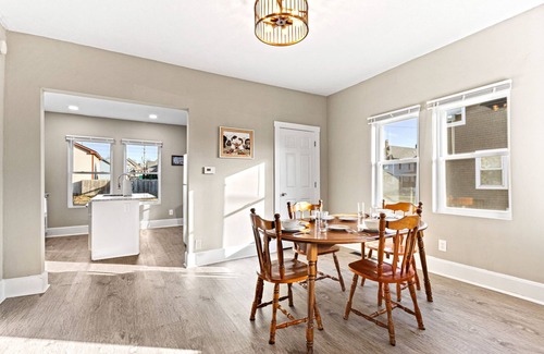 Holy Cross Casa | Cozy Brand New 3BR/1BA Remodel - Close To It All!