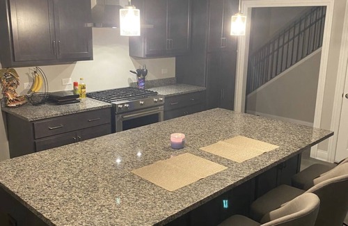 Forestview Casa | Cozy, Brand new townhome