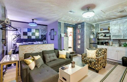 Seffner Community Alliance Apartamento | Cozy Brandon Vacation Rental with Shared Pool!