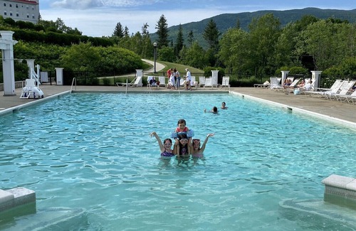 Bretton Woods Casa | Cozy Bretton Woods Townhome, 1 Gig Wifi, Views Next Door to Mt Washington Resort