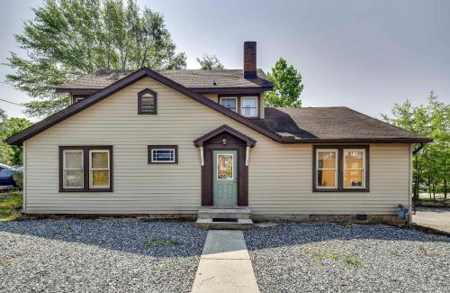 Brevard Casa | Cozy Brevard Vacation Rental 1 Block to Main St