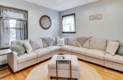 Brevard Casa | Cozy Brevard Vacation Rental 1 Block to Main St