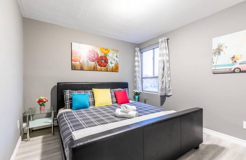 Rosedale Apartamento | Cozy & Bright-1BR King Apartment - near DT Hamilton!