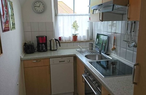 Wenkendorf Condominio | Cozy, bright vacation apartment on 2 levels with conservatory