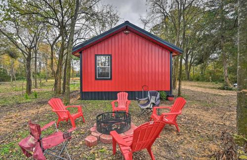 Broken Bow Casa | Cozy Broken Bow Cabin, Walk to the Lukfata Creek!