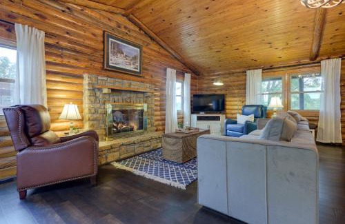 Brookville Casa | Cozy Brookville Home with Fire Pit and Deck!
