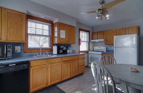 Springfield Casa | COZY BUNGALO