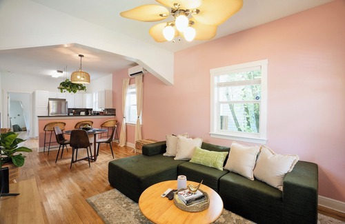 Ybor City Casa | Cozy Bungalow 1 mile from Tampa