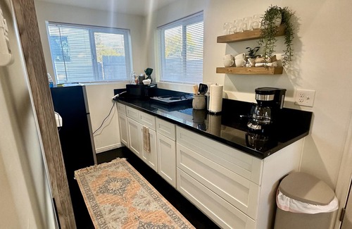 South Salt Lake Casa | Cozy bungalow in charming South Salt Lake, 25 mins to mountains