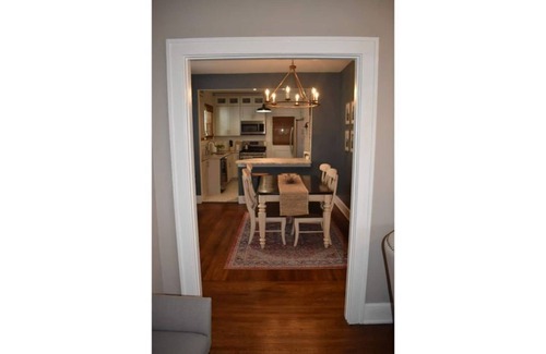 Ludlow Casa | Cozy bungalow with chef's kitchen near Cincinnati