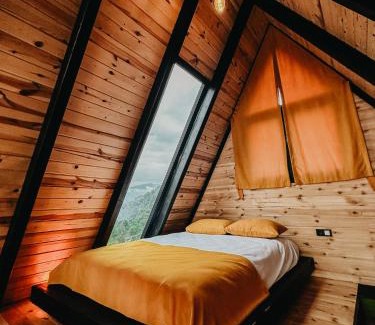 Ardesen Chalet De Esquí | Cozy Bungalow with Jacuzzi in Amazing View