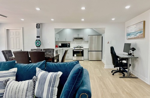 Burnt River Cabaña | Cozy Burnt Riverfront Retreat