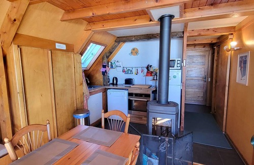 Saint-Michel-de-Chaillol Chalet De Esquí | Chalet acogedor para 9 personas con balcón sur, 4 dormitorios, 2 baños, cocina equipada y chimenea