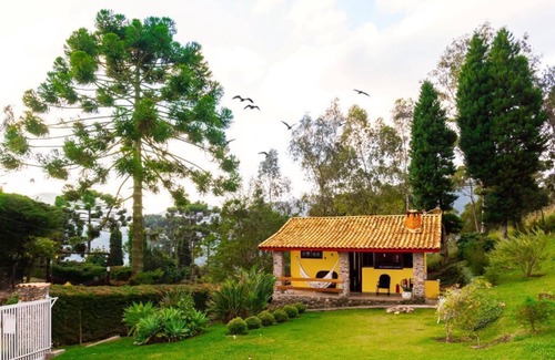 Sao Bento do Sapucai Cabina | Cozy cabin in São Bento do Sapucaí, beautiful view of Pedra do Baú