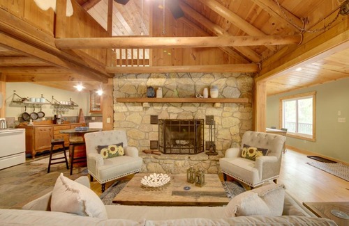 Bath Casa | Cozy Cabin 12 Mi to Miami University - Oxford!