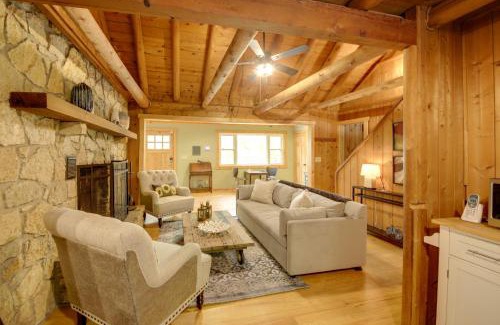 Bath Casa | Cozy Cabin 12 Mi to Miami University - Oxford!