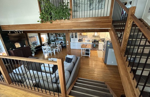 Sylvan Lake Casa | Cozy Cabin 250 steps to the beach. Family sized and puppy friendly. STAR-04394