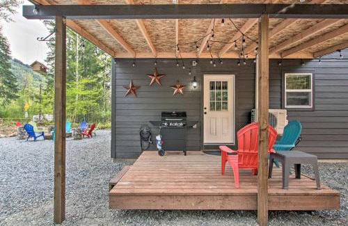 Paradise Estates Casa | Cozy Cabin - 5 Miles to Mt Rainier National Park!