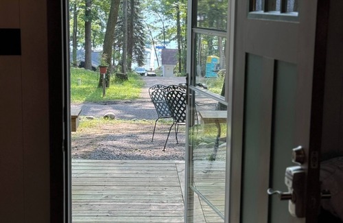 Higgins Lake Cabina | Cozy Cabin at Higgins Lake - Lake View