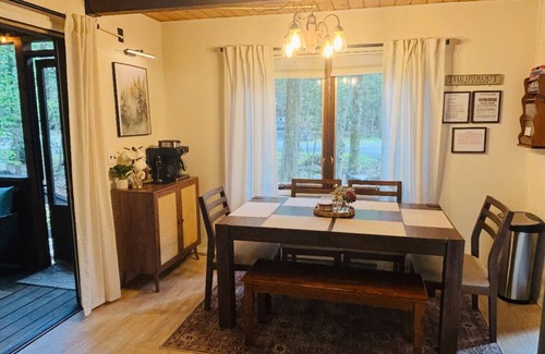 Lake Ariel Casa | Cozy Cabin Escape w. Fireplace + Fire Pit