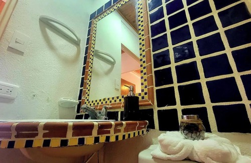 Apiay Cabina | Cozy cabin Family Room in wonderful Villavicencio with WiFi, AC