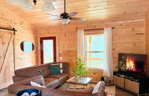 Piper Gap Casa | Cozy Cabin Getaway!