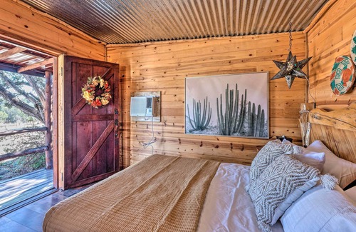 Glencoe Cabina | Cozy cabin in Capitan near Ruidoso