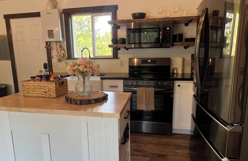 Athol Cabina | Cozy cabin in charming forested area