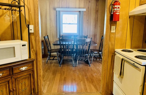 Pocono Lake Cabina | Cozy Cabin in Poconos with big backyard