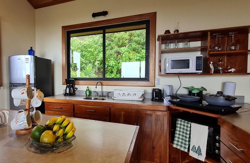 Monteverde Cabina | Cozy cabin located in Monteverde just 5 mins from the local attractions & town.