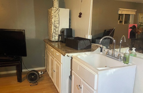 Bird Creek Cabina | Cozy cabin near Girdwood breathtaking views coastal bike trail private escape