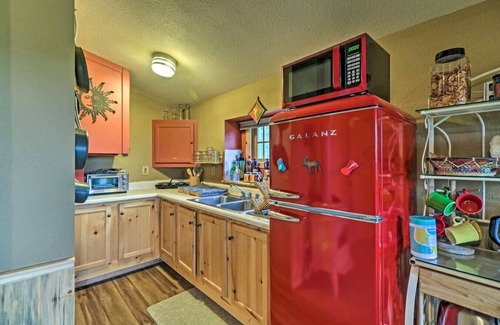 Babb Cabina | Cozy Cabin Near Glacier Park