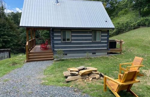 Wilson Creek Casa | Cozy Cabin Near Grayson Highlands State Park