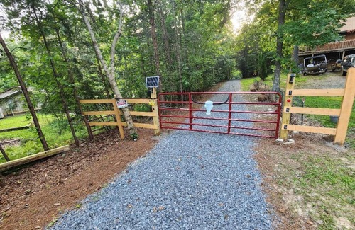 Ocoee Cabina | Cozy Cabin near Ocoee Lake in the Cherokee National Forest. Natures Paradise.